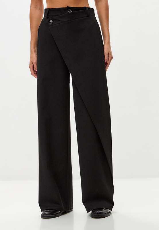 Брюки с крылом